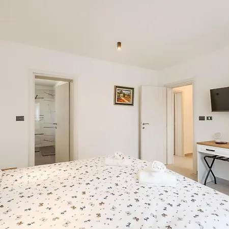 Vila Eni By Istrialux